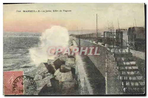 Cartes postales Marseille La Jetee Effect de Vagues