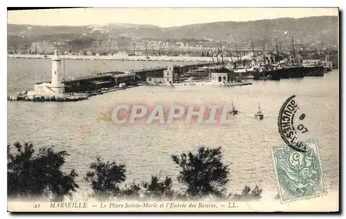 Ansichtskarte AK Marseille Le Phare Sainte Marie et l'Entree des Bassins