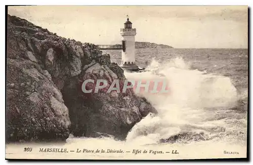 Cartes postales Marseille Le Phare de la Desirade Effet de Vagues