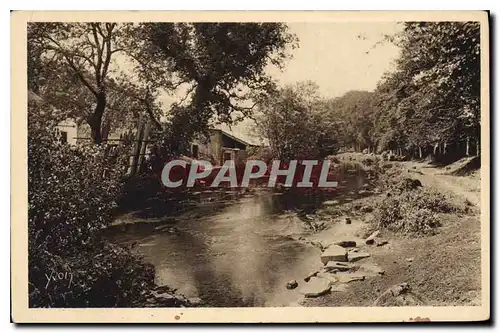 Cartes postales La Douce France Bretagne Pont Aven Finitere l'Aven au Bois d'Amour