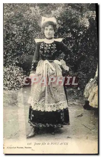 Cartes postales Jeune fille de Pont Aven Folklore