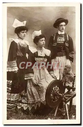 Cartes postales Costumes de Pont Aven