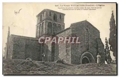 Cartes postales Le Vieux Pouzauges Vendee l'eglise Spultures des grandes familles nobles du pays dont les pierre