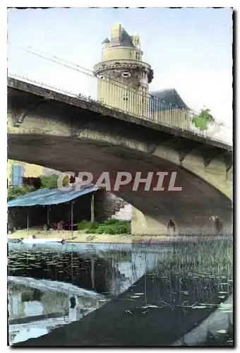 Ansichtskarte AK Apremont Vendee la Tour le pont