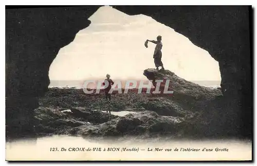 Ansichtskarte AK De Coix de Vie a Sion Vendee la Mer vue de l'interieur d'une Grotte