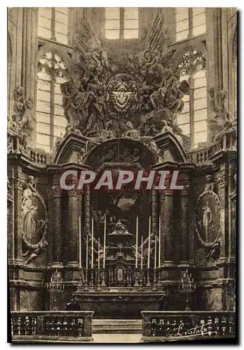 Cartes postales Basilique de St Maximin Var Maitre Autel en marbe du pays Urne en porphyre sculptee par Silvius