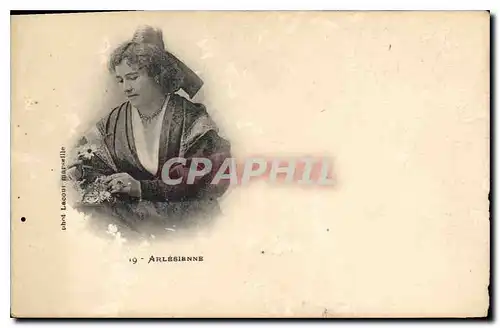 Cartes postales Musee Reattu Arlesienne