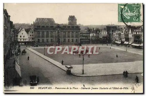 Cartes postales Beauvais Panorama de la Place Statue de Jeanne Hachellee et l'Hotel de Ville