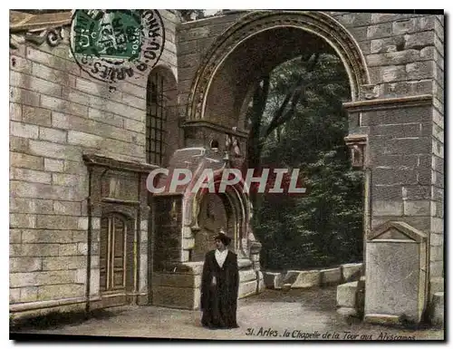 Cartes postales Arles la Chapelle de la tour Alyscamps