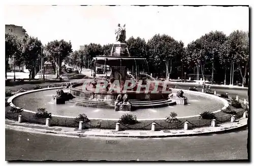 Cartes postales Aix en Provence Grande Fontaine sur la Rotonde