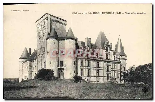 Ansichtskarte AK Chateau de La Rochefoucauld Vue d'ensemble