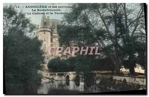 Ansichtskarte AK Angouleme et ses environs La Rochefoucauld Le Chateau et la Tavdoire