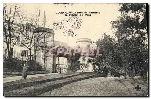 Cartes postales Cognac Tours de I'Entree de l'Hotel de Ville