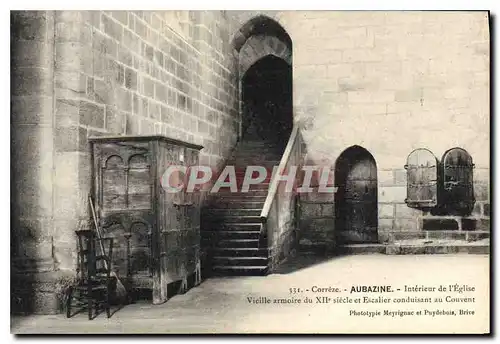 Cartes postales Correze Aubazine Interieur de l'Eglise Vieille armoire et escalier conduisant au couvent