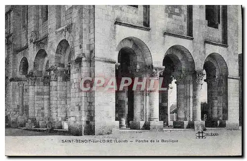 Ansichtskarte AK Saint Benoit sur Loire Loiret Porche de la Basilique