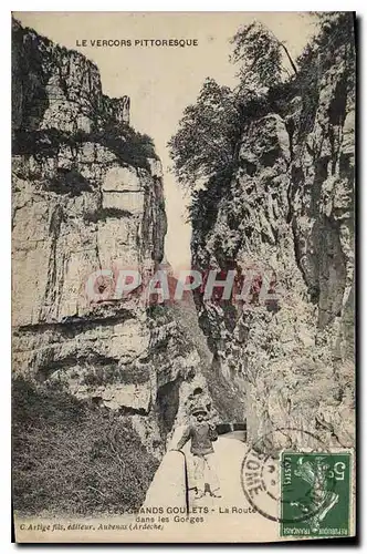 Cartes postales Le Vercors Pittoresque Les Grands Goulets La Route dans les Gorges