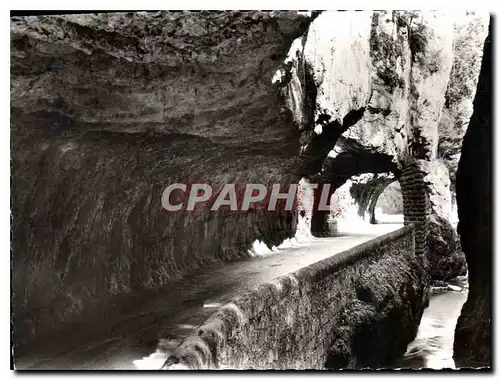 Cartes postales Les belles Alpes Francaises Le Vercors La route a l'Interieur des Grands Goulets