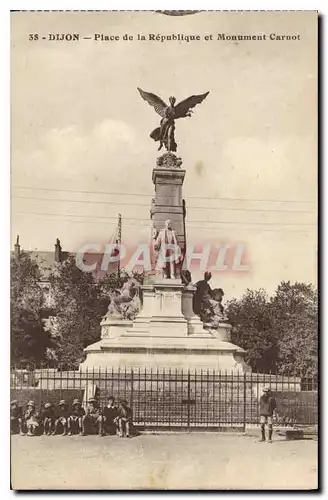 Ansichtskarte AK Dijon Place de la Republique et Monument Carnot Enfants