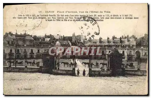 Cartes postales Dijon Place d'Armes vue de l'Hotel de Ville