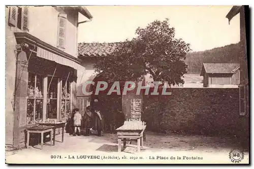 Ansichtskarte AK La Louvesc Ardeche La Place de la Fontaine