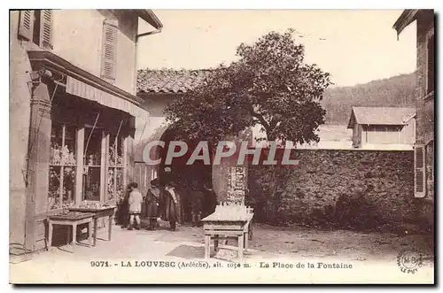 Ansichtskarte AK La Louvesc Ardeche La Place de la Fontaine