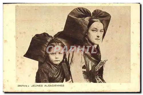 Cartes postales Jeunes Alsaciennes