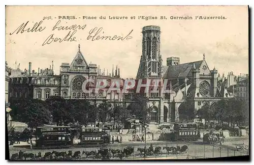 Cartes postales Paris Place du Louvre et l'Eglise St Germain l'Auxerrois