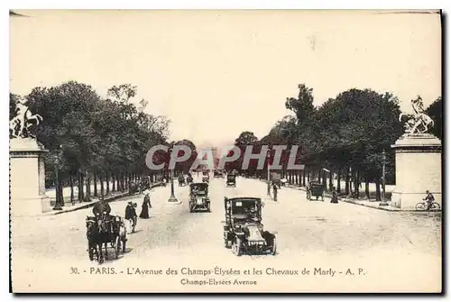 Ansichtskarte AK Paris L'Avenue des Champs Elysees et Les Chevaux de Marly