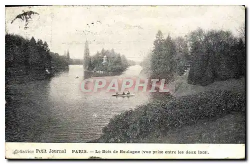 Cartes postales Paris Le Bois de Boulogne (vue prise entre les deux lacs)