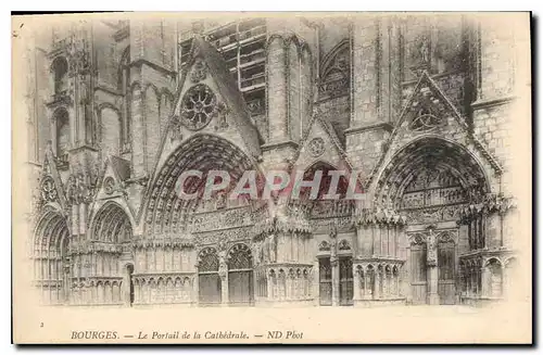 Ansichtskarte AK Bourges Le Portail de la Cathedrale