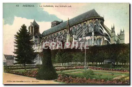 Ansichtskarte AK Bourges La Cathedrale vue laterale sud