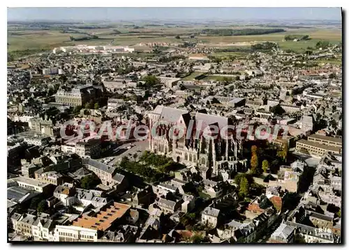 Cartes postales Saint Quentin Aisne vue aerienne sur la Basilique Pilot operateur R Henrard