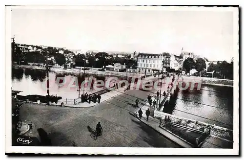 Ansichtskarte AK Montlucon Allier Pont Saint Pierre