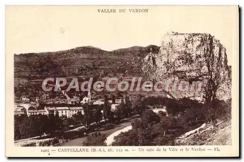 Cartes postales Valle du Verdon Castellane B A Un coin de la Ville et le Verdon