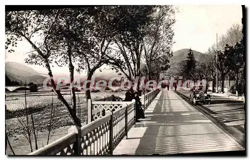 Cartes postales Digne les Bains B A l'Avenue de Nice