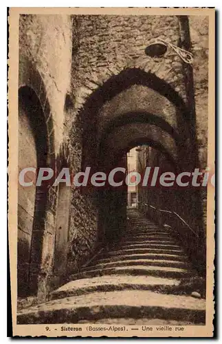 Cartes postales Sisteron Bases Alpes Une vieille rue