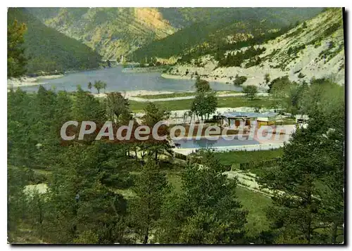 Ansichtskarte AK Lac de Castillon B A vue partielle Baie d'Angles camping des Lumieres Piscine Plage