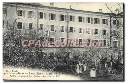 Cartes postales Notre Dame du Laus Hautes Alpes Jardin et logement des pelerins vue prise en 1903