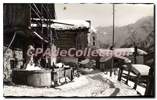 Cartes postales Les Grandes Alpes en hiver Saint Veran sous la Neige le plus haut Village habite d'Europe un coi