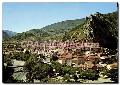 Cartes postales Serres Htes Alpes Vue generale a droite le rocher de la Pignolette