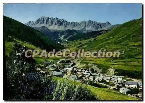 Cartes postales Vars Sainte Marie H A Vue generale au fond Vars les Claux et la crete de l'Essina