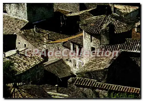 Cartes postales La Vallee moyenne de l'Ardeche Vogue le vieux village dont les ruelles s'agrippent au rocher cal