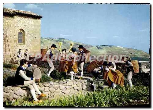 Ansichtskarte AK Folklore de la Vallee du Rhone Groupe Empi et Rioume