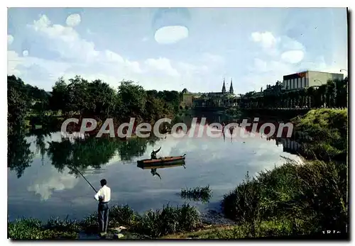 Ansichtskarte AK Charleville Mezieres Ardennes La Meuse au Quai du Moulinet