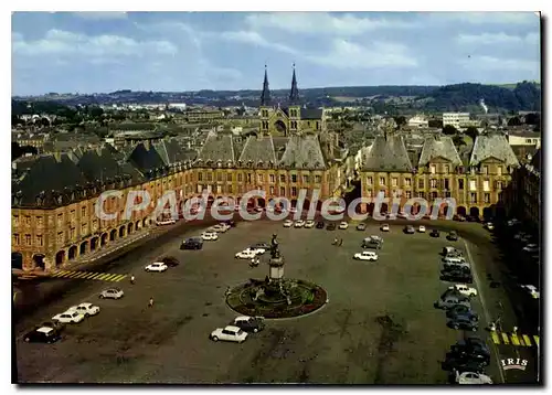 Cartes postales Charleville Mezieres La Place Ducale