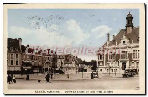 Cartes postales Rethel Ardennes Place de l'Hotel de Ville cote gaucher