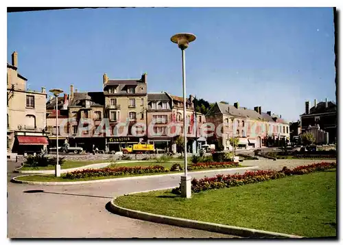 Ansichtskarte AK Rethel Ardennes Place de l'Hotel de Ville