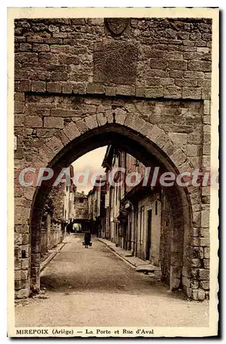 Ansichtskarte AK Mirepoix Ariege La Porte et Rue d'Aval