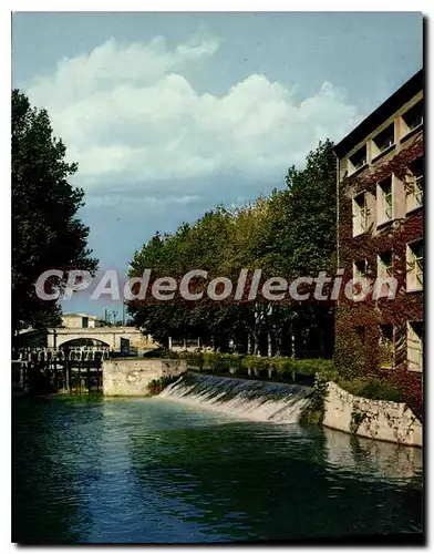 Cartes postales Narbonne Aude La bibliotheque La chute d'eau
