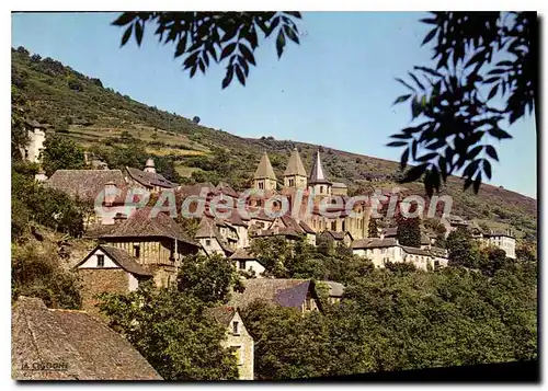 Ansichtskarte AK Conques Aveyron Le Village